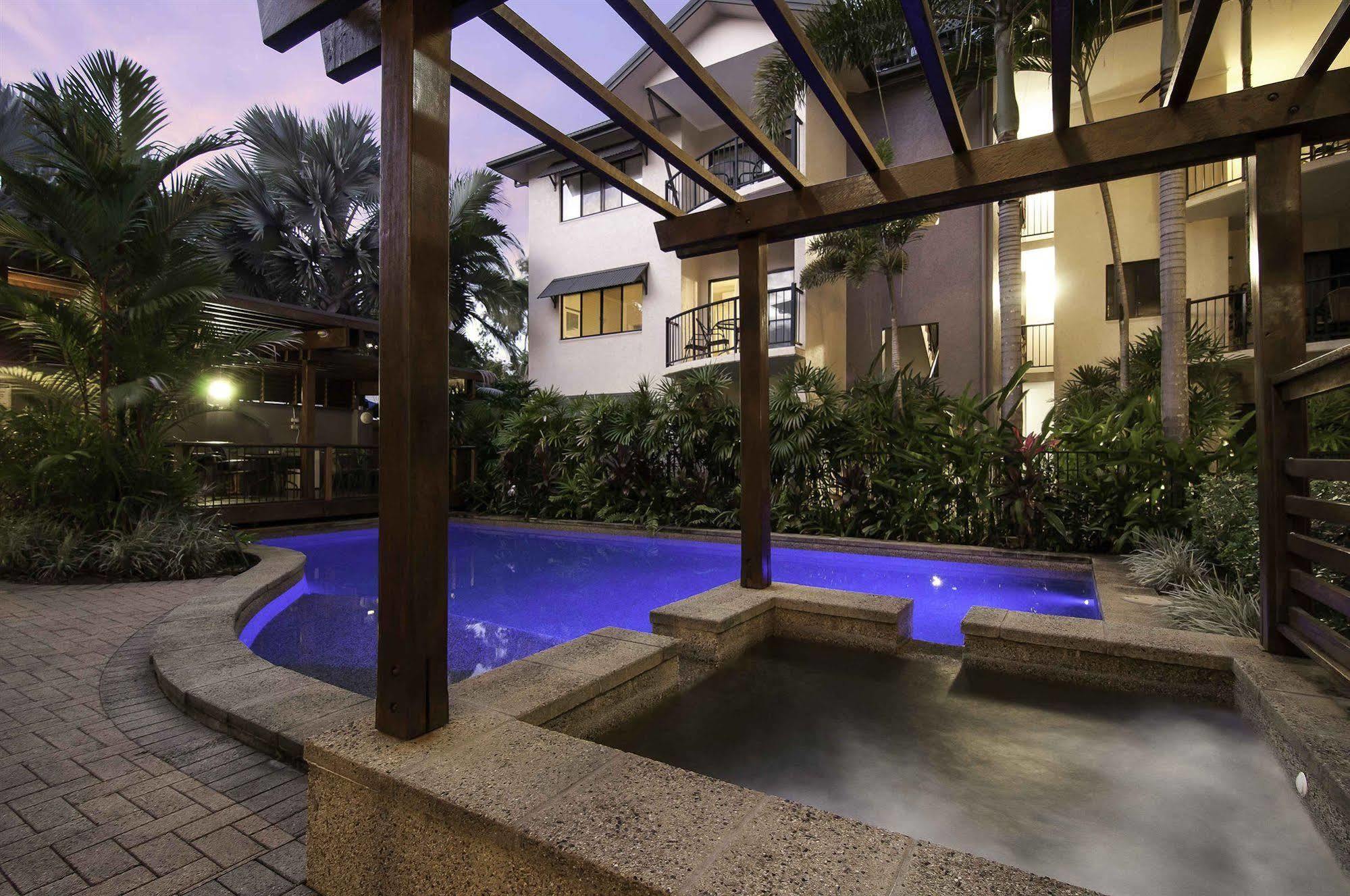 Bay Villas Resort Port Douglas Eksteriør billede